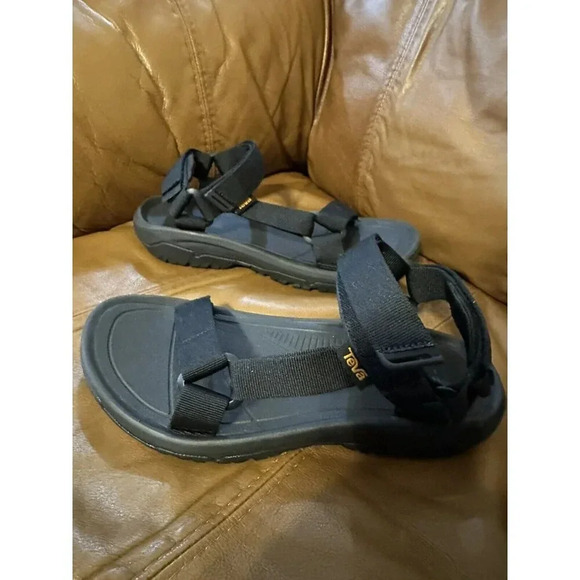 Teva Sandals Black Size 8 - Picture 4 of 9